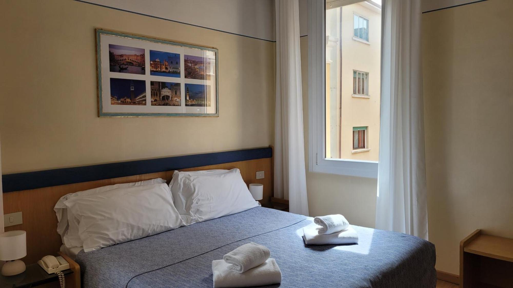 Hotel Montepiana Mestre Esterno foto